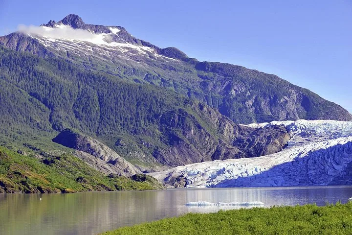 Mendenhall Lake with ice floes